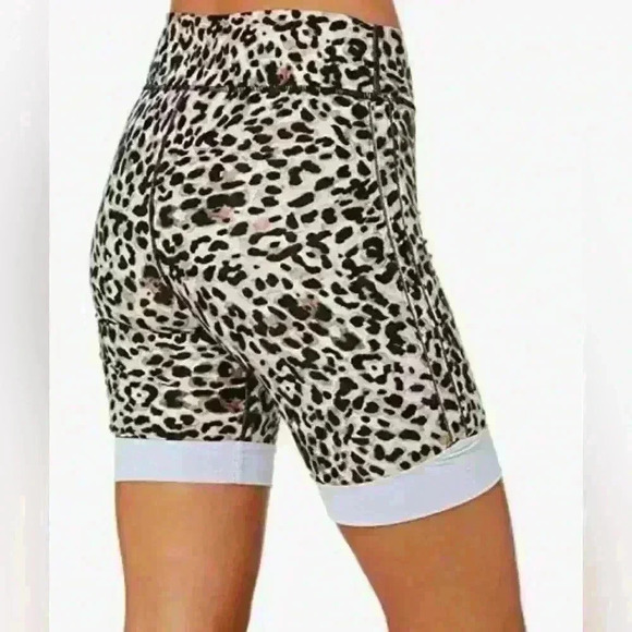 The Upside Water Leopard Print Spin Shorts, Size M / 8 Running Yoga Bike Shorts - Picture 4 of 12